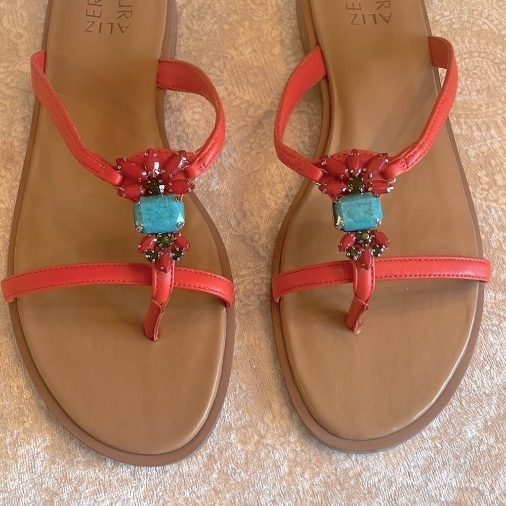 Brand New Naturalizer Melon Sorbet Embellished Felicity Sandals Slip On Thongs - Picture 3 of 14